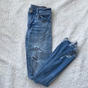 American Eagle Ripped skinny jeans, 00R